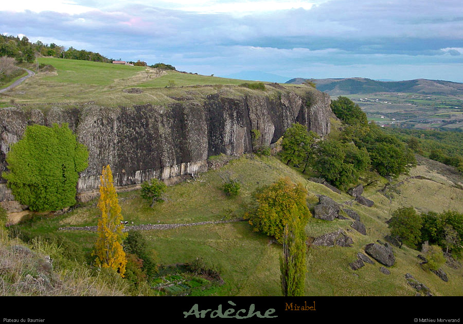20021018_mirabel_lesrochers_falaises