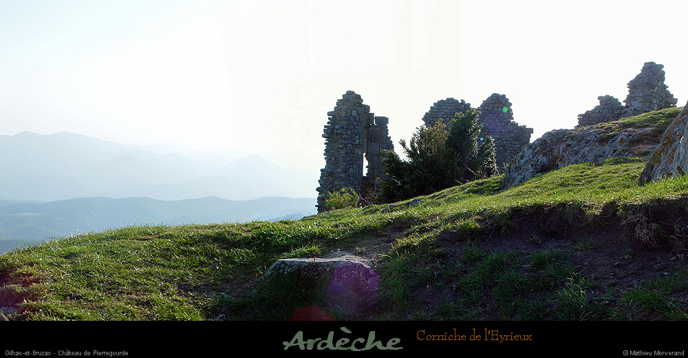 20030418_chateaudepierregourde_pano_3