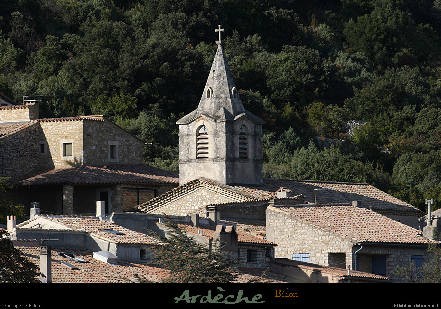 20081004_bidon_clocher