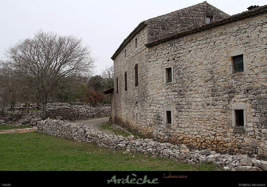 20130406_labeaume_fermeabeille2