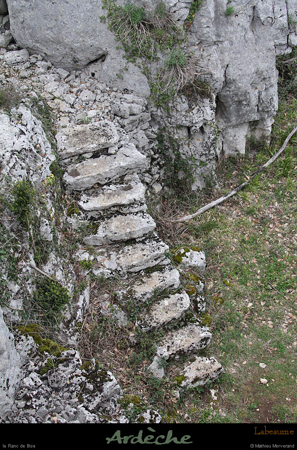 20130406_labeaume_rancdebise_escalier2