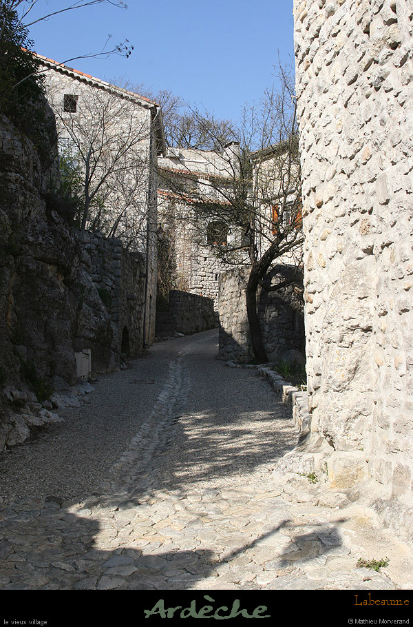 20090322_labeaumevillagecalade4