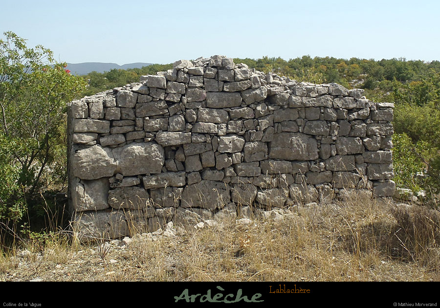 20120820_lablachere_collinesudlavague_ruine