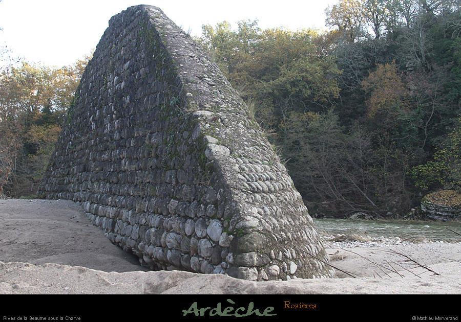 20111113_beaume_rosieres_constructionsslacharve1