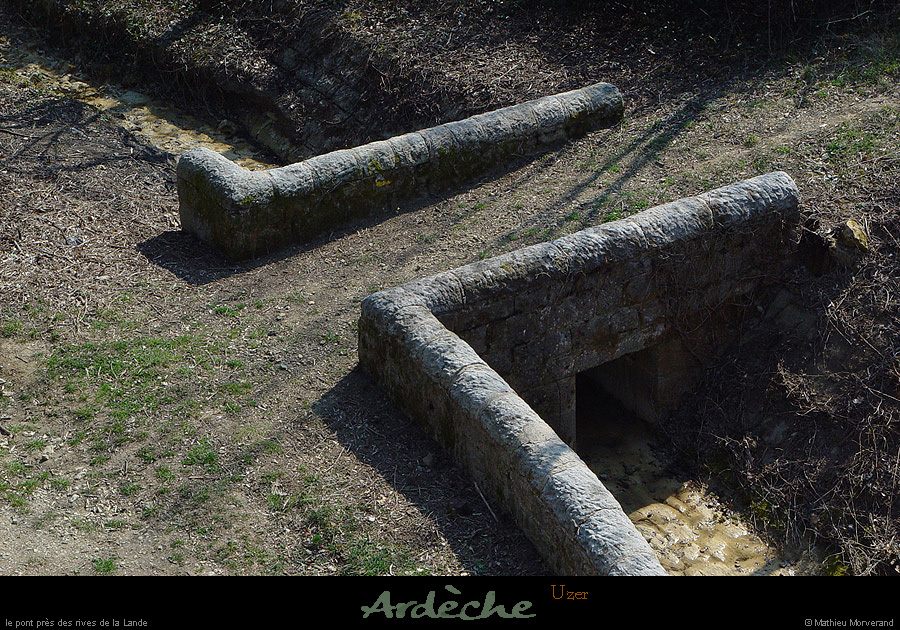 20030323_uzer_chemin_amenagements