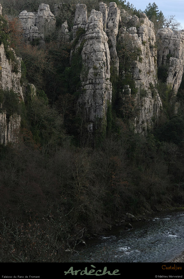 20100101_gorgescasteljau_falaiserancdefroment03