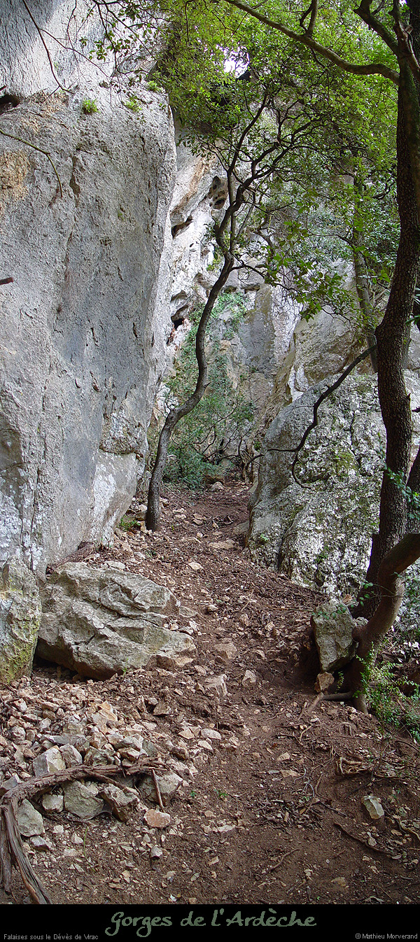 20030330_devesdevirac_ampa_falaiseamont_trou1inf3