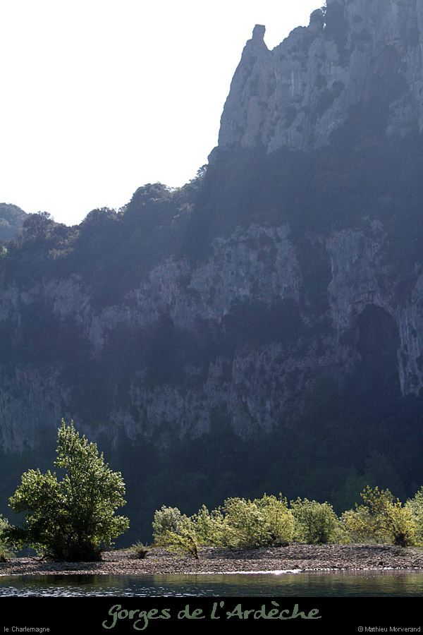 20110410_charlemagnerocher_deambranches4