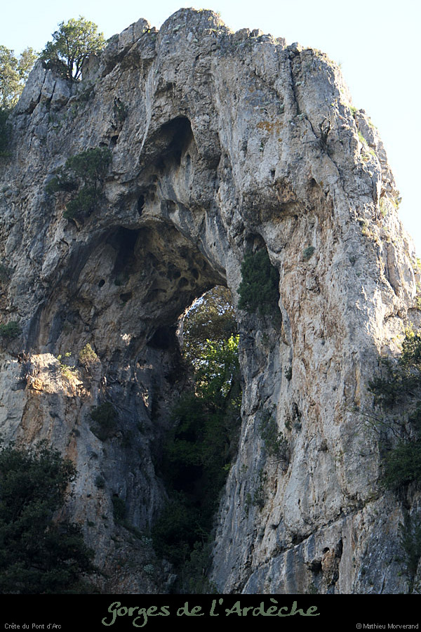 20110413_ptdarc_troudaiguille