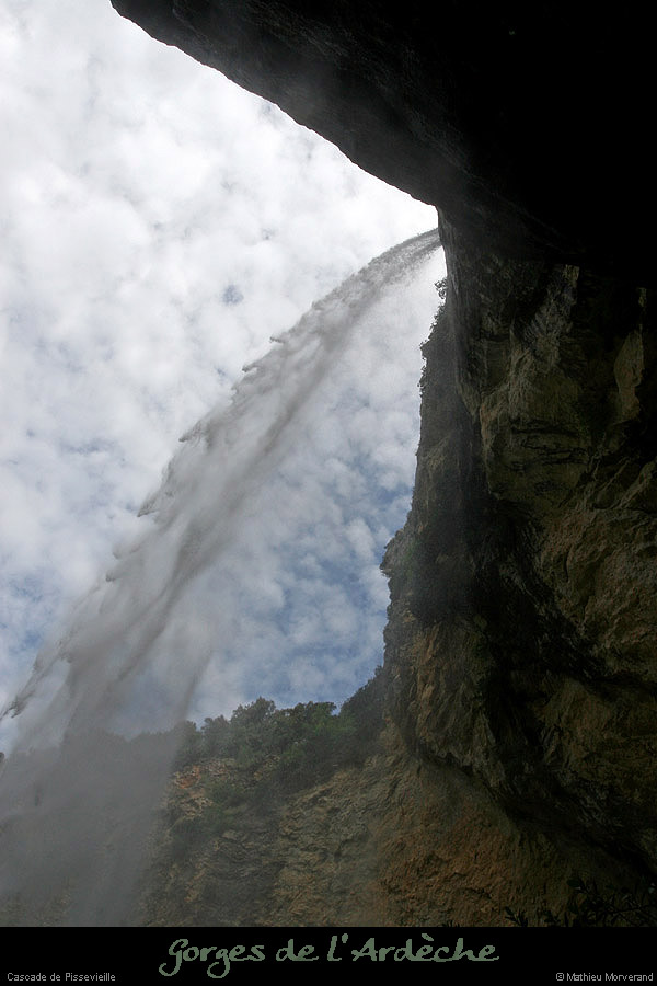 20100513_cascadepissevielleparlabase02