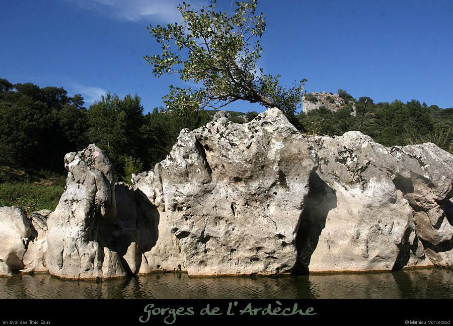 20120916_rochersav3eauxrg02