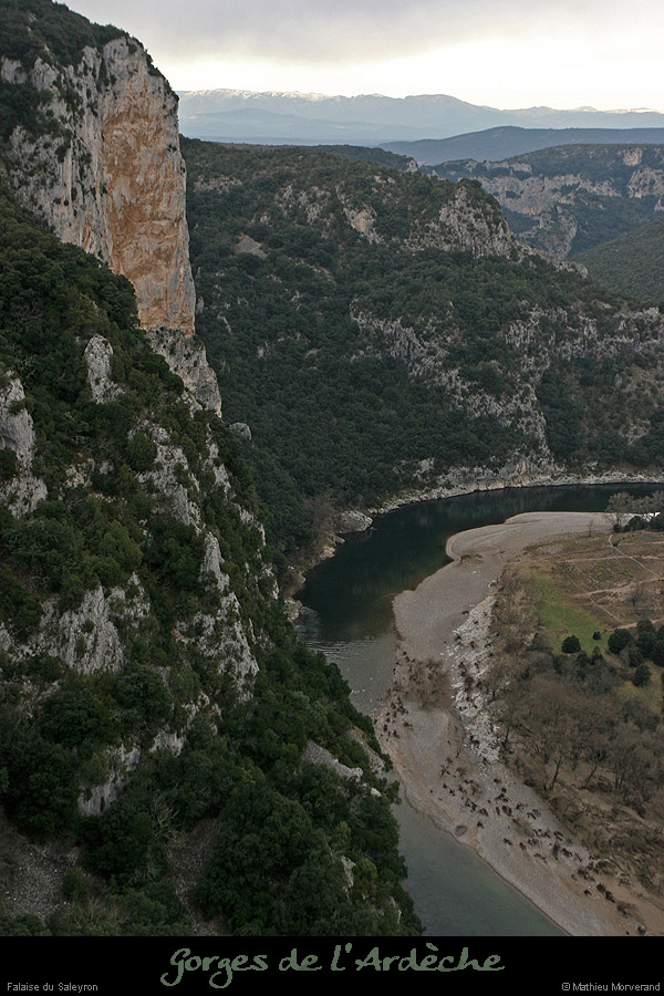 20081226_saleyron_falaise1
