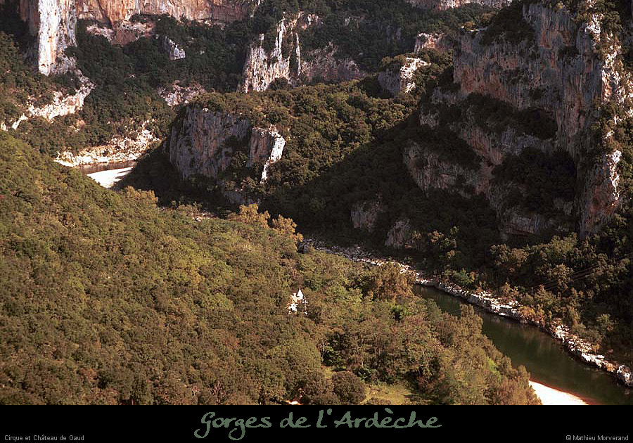 20020929_gaud_chateau