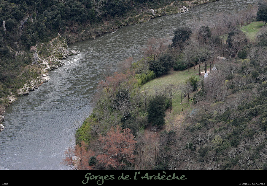 20100327_gaud_chateau
