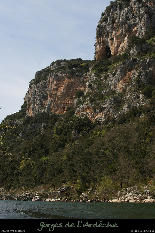 20100411_grottetriangleparav3