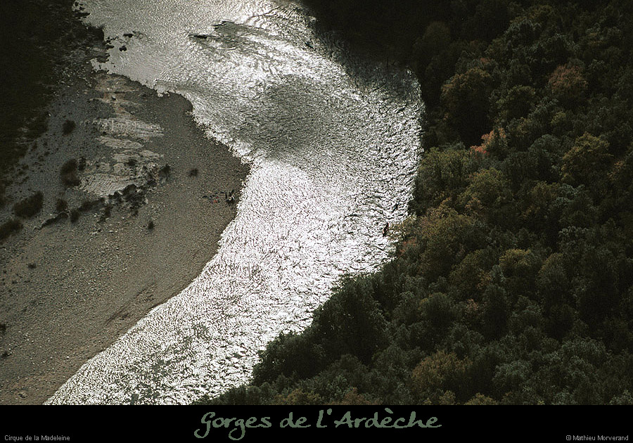 20021110_cirquemadeleine1