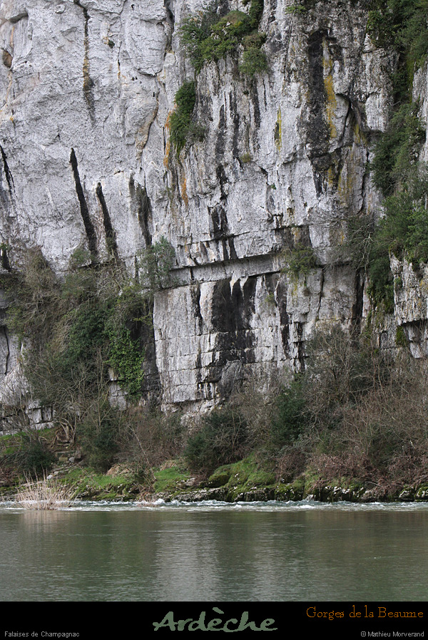 20140216_gorgesbeaume_falaisesschampagnac1.