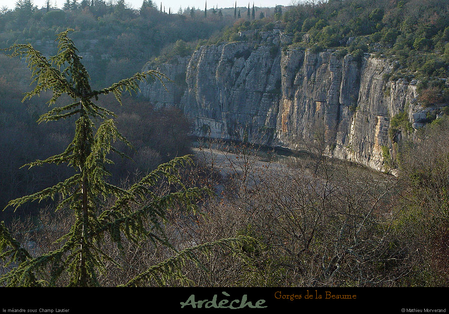 20031226_gorgesdelabeaumeenamontdepeyroche3