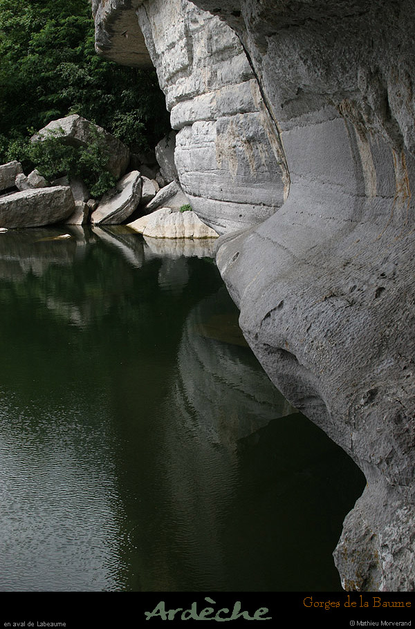 20090607_baume_cirqueplatane_falaise3