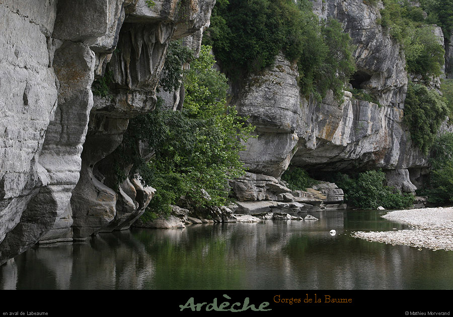 20090607_baume_cirqueplatane_falaises05