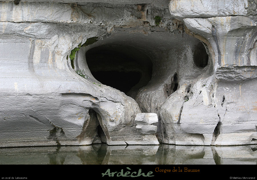 20090607_baume_cirqueplatane_falaises08
