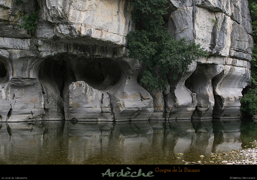 20090607_baume_cirqueplatane_falaises11
