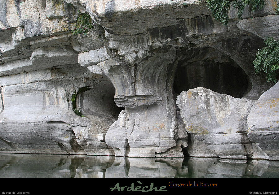 20090607_baume_cirqueplatane_falaises18