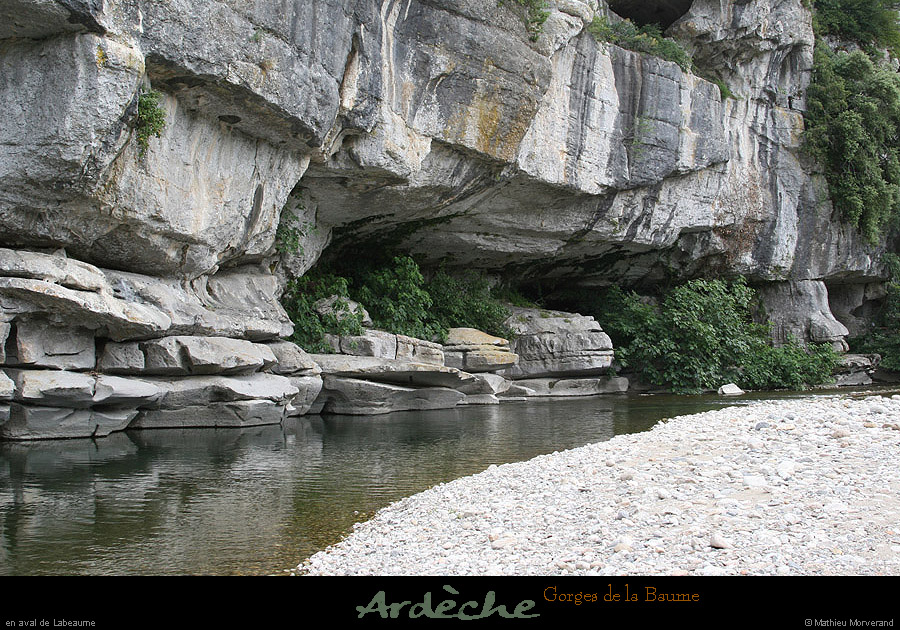 20090607_baume_cirqueplatane_falaises19