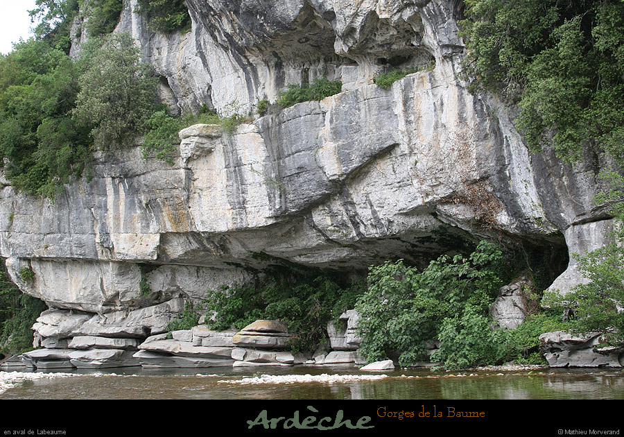 20090607_baume_cirqueplatane_falaises21