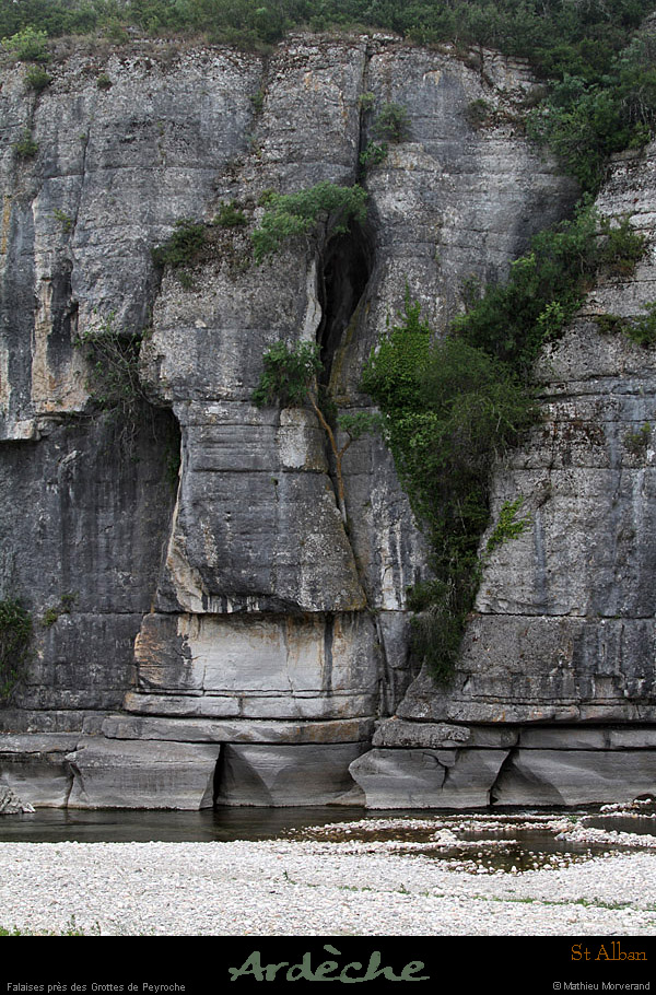 20110602_gorgeslabeaume_falaiseamgrottepeyroche3