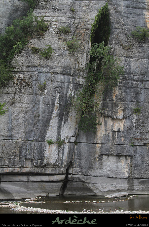 20110602_gorgeslabeaume_falaiseamgrottepeyroche4
