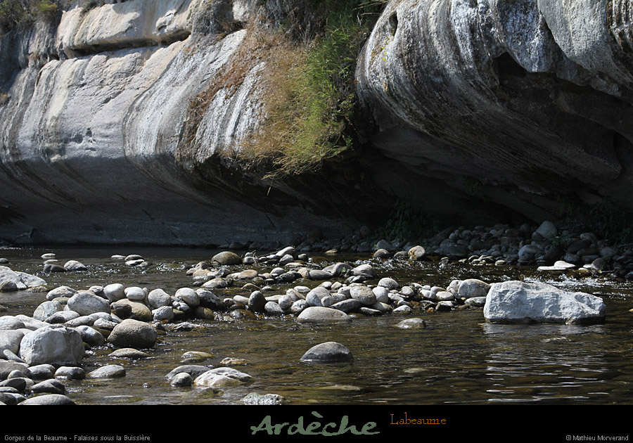 20110815_labeaume_falaisesouslabuissiere3