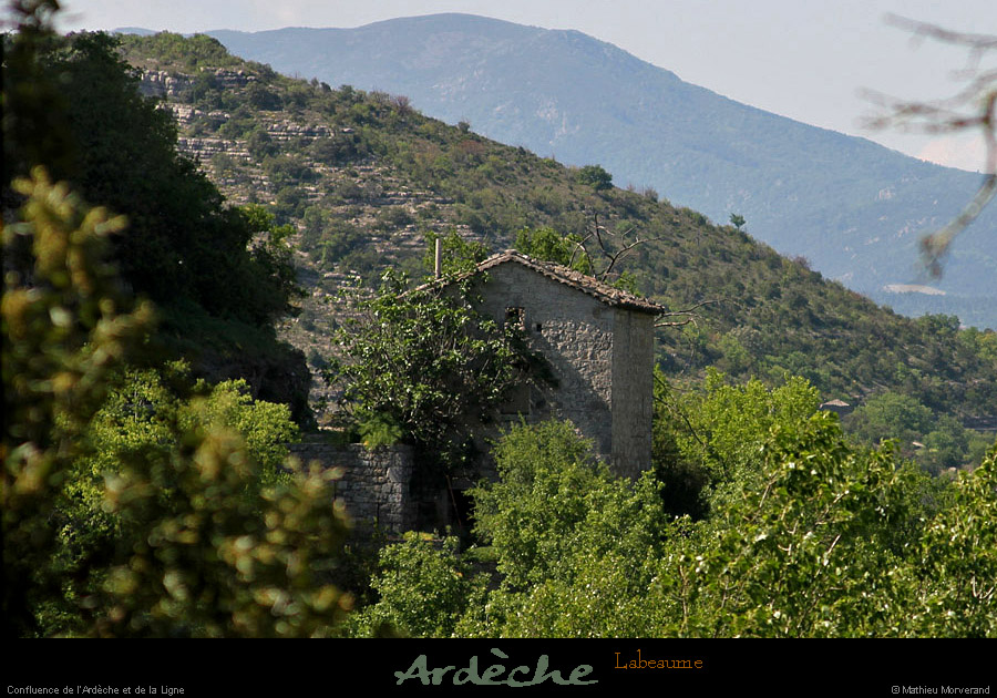 20110501_labeaume_confluenceligneardeche_batisse