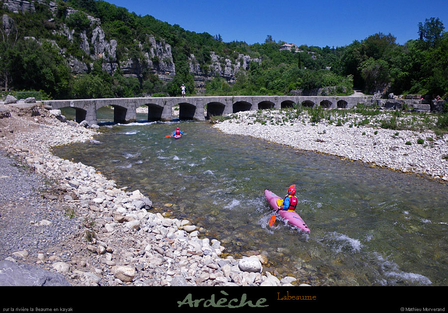 20100521_labeaume_pont_kayaks