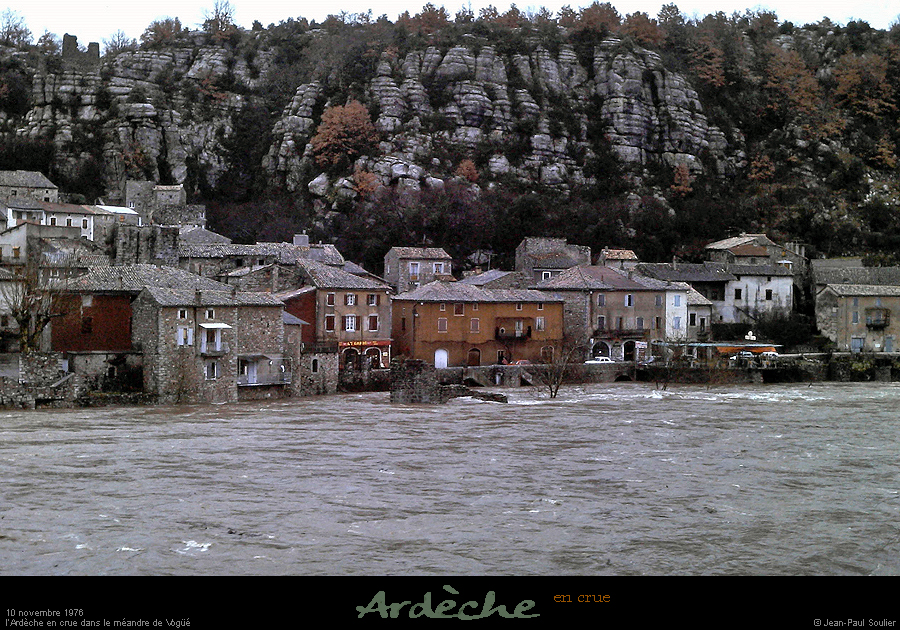 19761110_jps_cruevogue_02