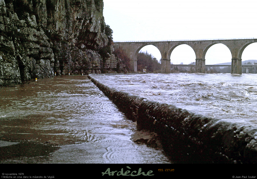 19761110_jps_cruevogue_07