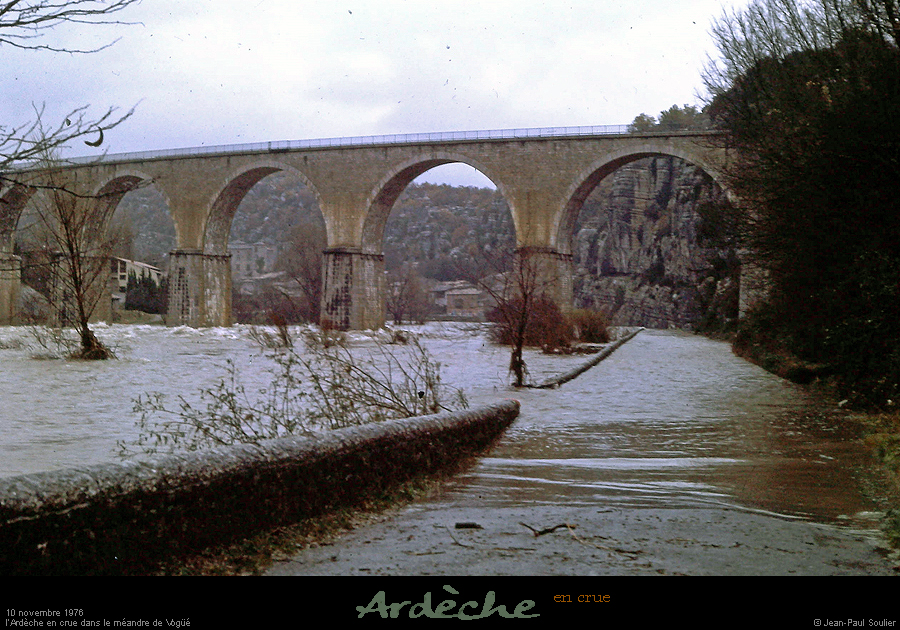 19761110_jps_cruevogue_12