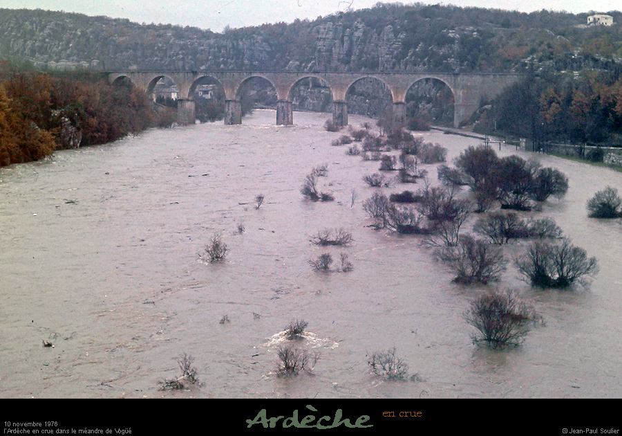 19761110_jps_cruevogue_15
