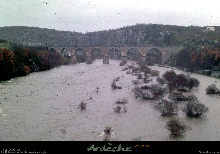 19761110_jps_cruevogue_16
