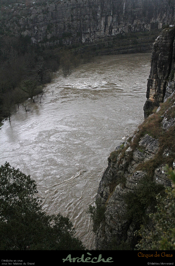 20131225_crueardeche_ruoms_meandredumoulindegrazel1