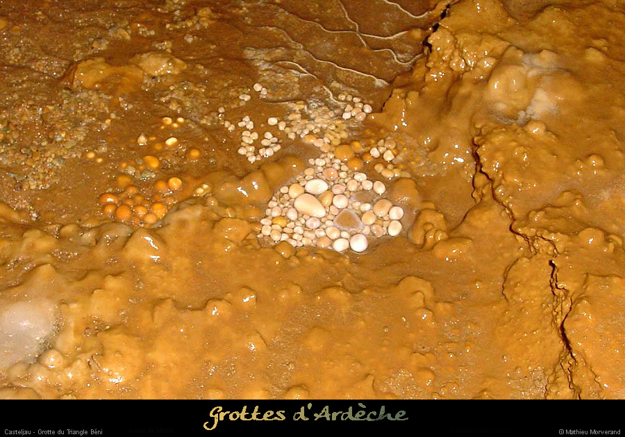 20010107_grottedutrianglebeni_32