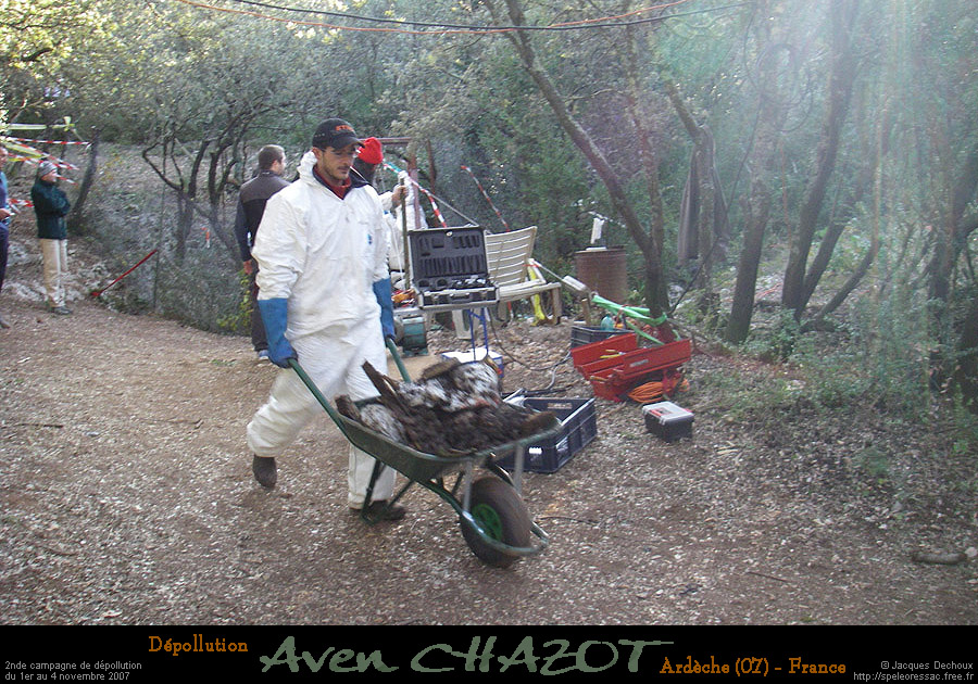 chazot0711_tria02jd