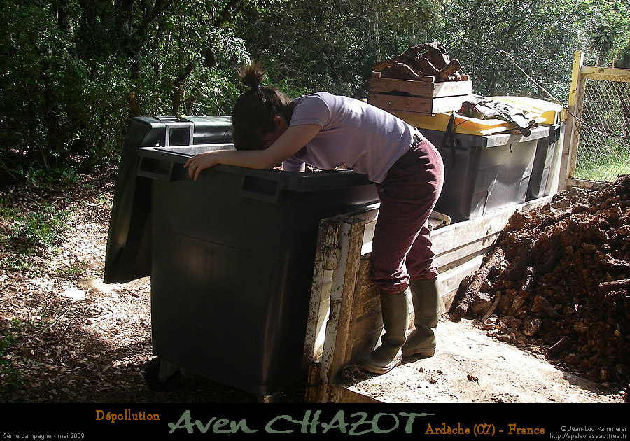 chazot0905_tri24jl
