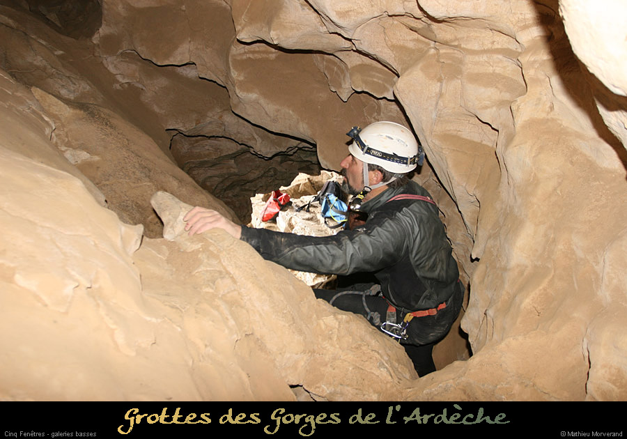 20081219_5fenetresniv0_cave3