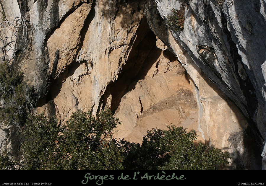 20100220_madeleine_entreegrotteinf1