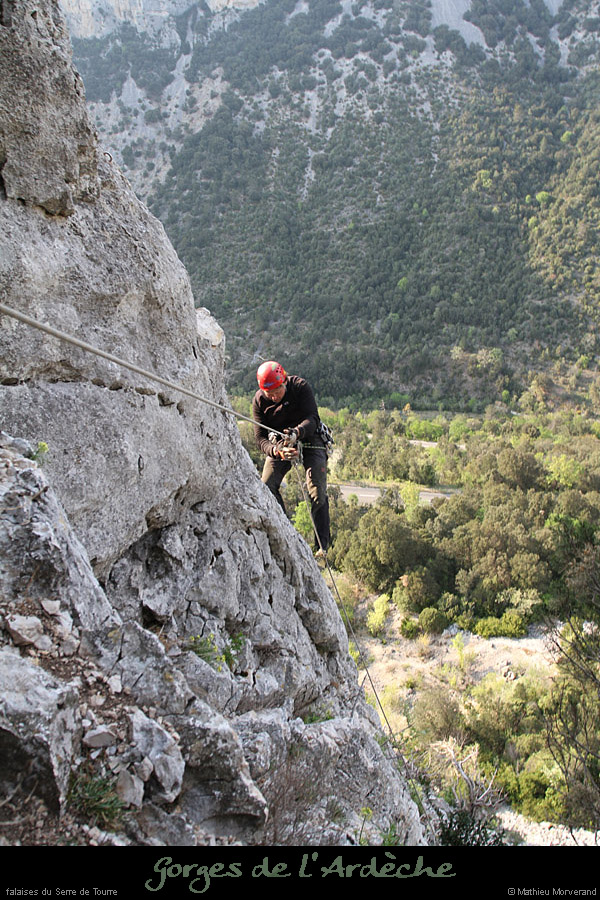 20120414_falaisesserredetourre_relevebota2