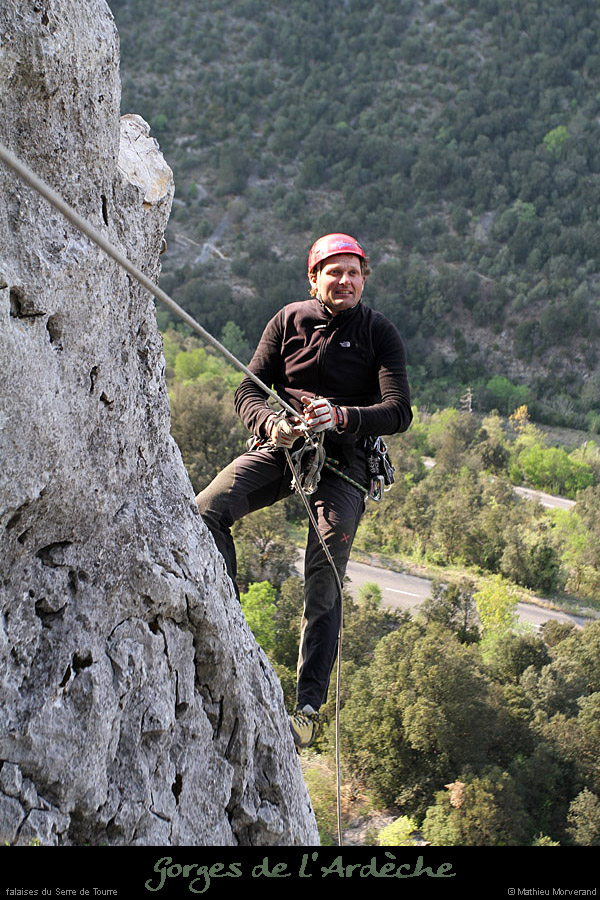 20120414_falaisesserredetourre_relevebota3