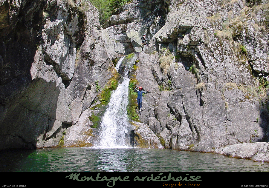 20030728_canyonborne_p04_cascade_thierry_1