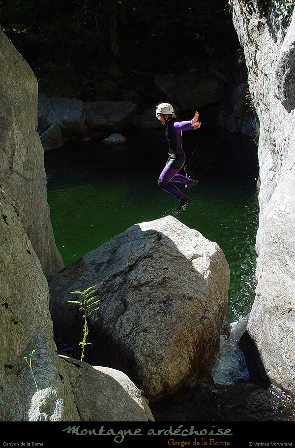 20030728_canyonborne_p09_christelle
