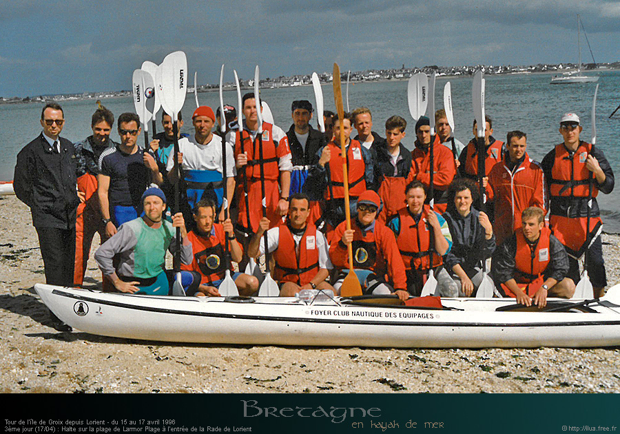 19960417_raidkayakgroix_teamalarriveelorient2